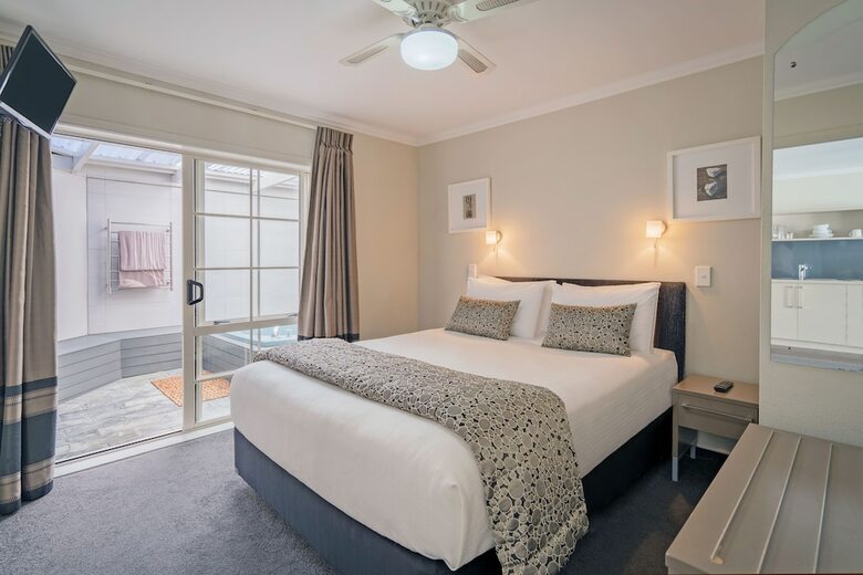 Motel Silver Fern Accommodation & Spa