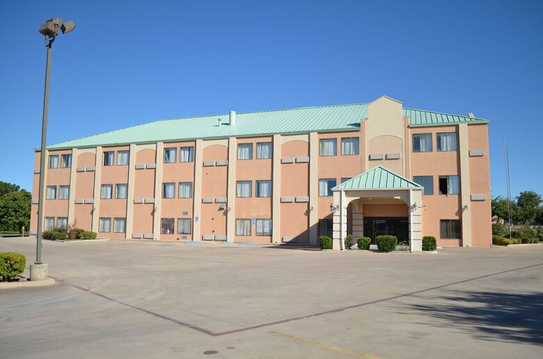 Hotel Americas Best Value Inn & Suites Abilene Mall