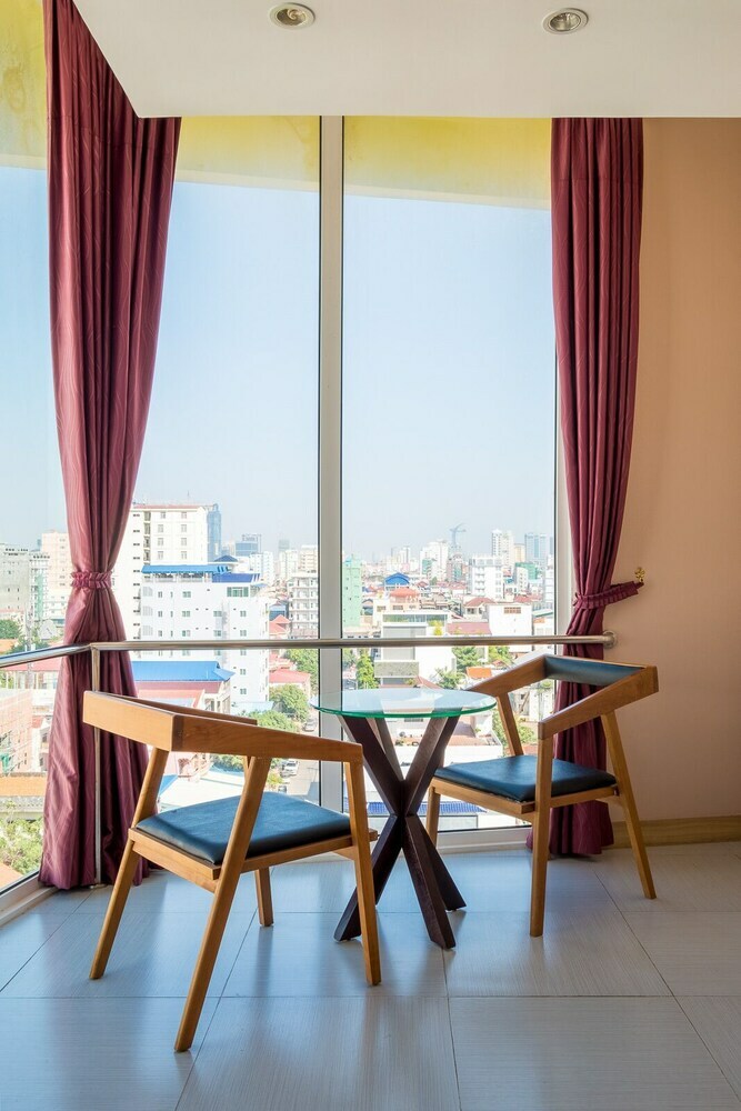 Colina Sky Hotel Phnom Penh