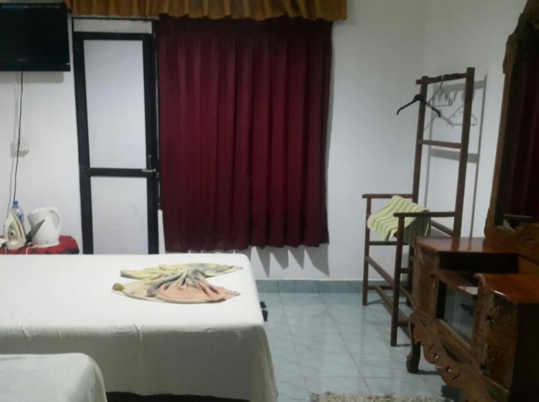 Hotel Palm Hill Guest House
