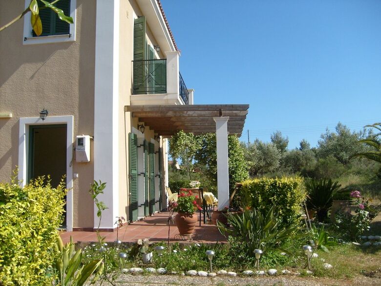 Apartamentos Villa Moschona