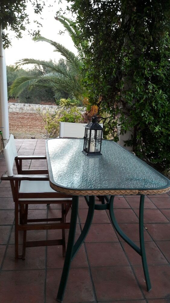 Apartamentos Villa Moschona
