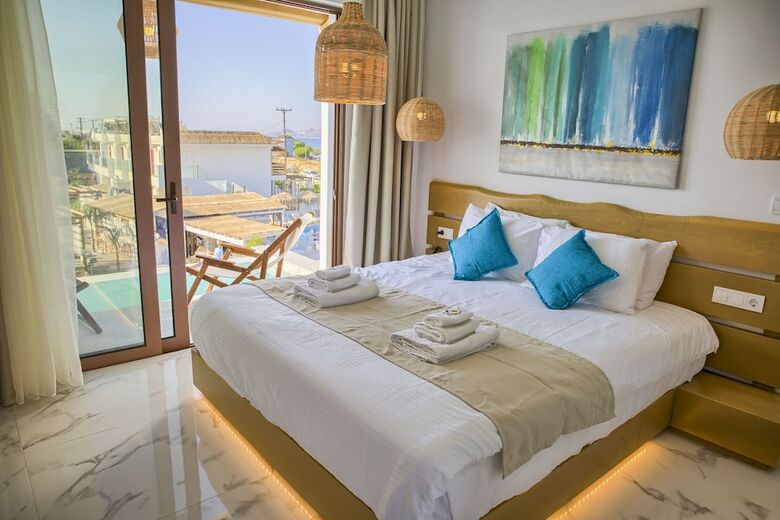 Aparthotel Alia Luxury Suites