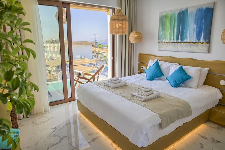 Aparthotel Alia Luxury Suites