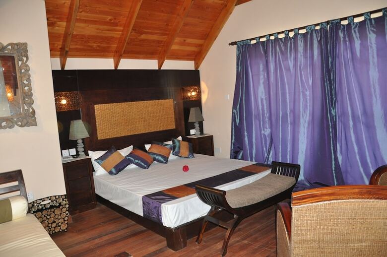 Hotel Le Relax Beach House - La Digue
