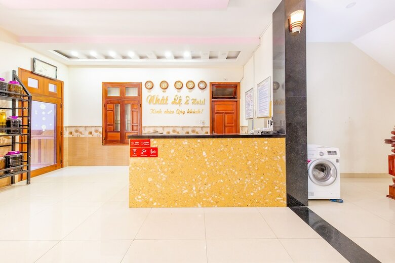 Hotel Oyo 524 Nhat Le 2