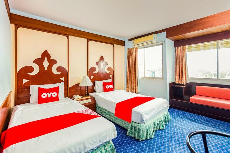 Oyo 441 Grand Thara Hotel