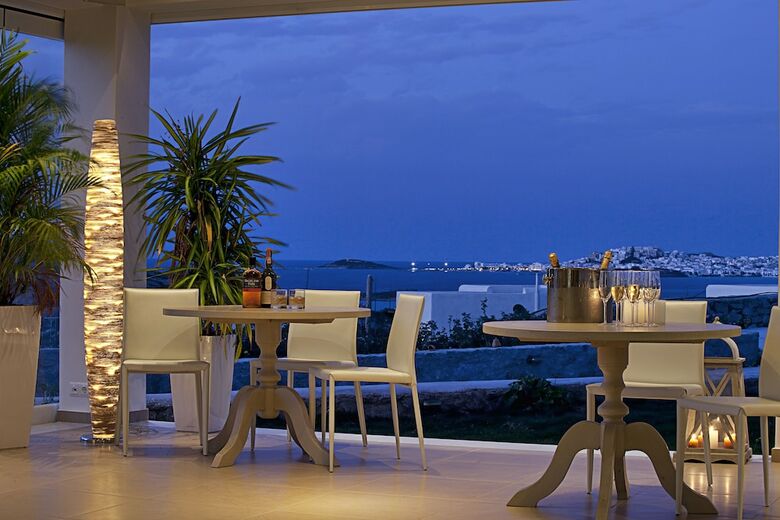 Hotel Naxian Collection