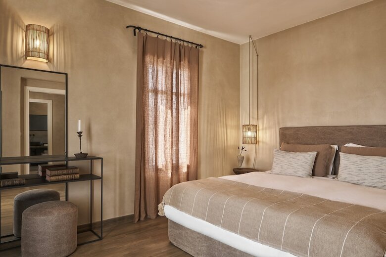 Hotel Naxian Collection