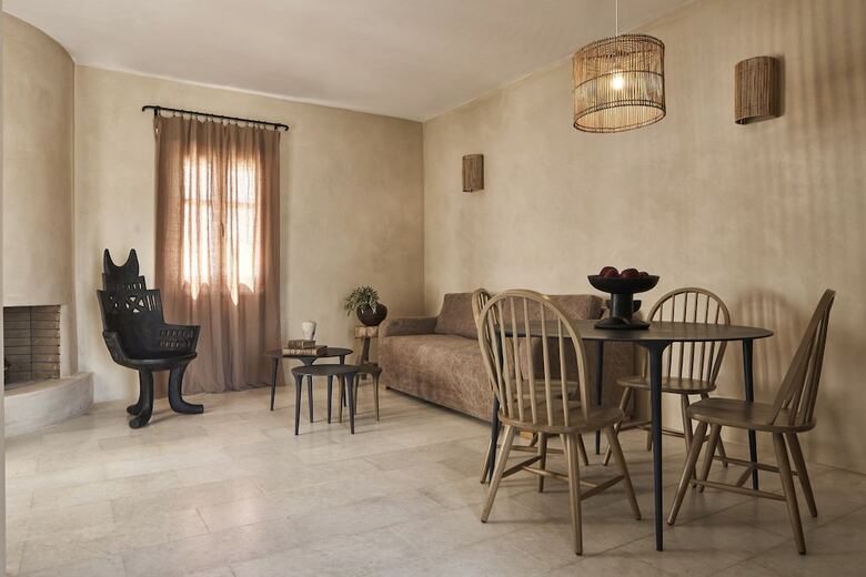 Hotel Naxian Collection