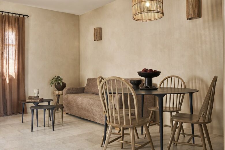 Hotel Naxian Collection