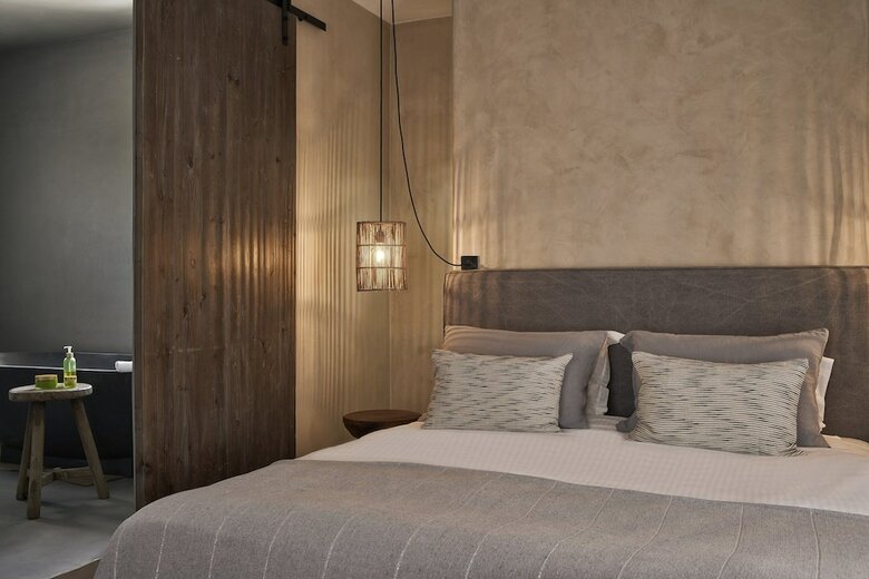 Hotel Naxian Collection