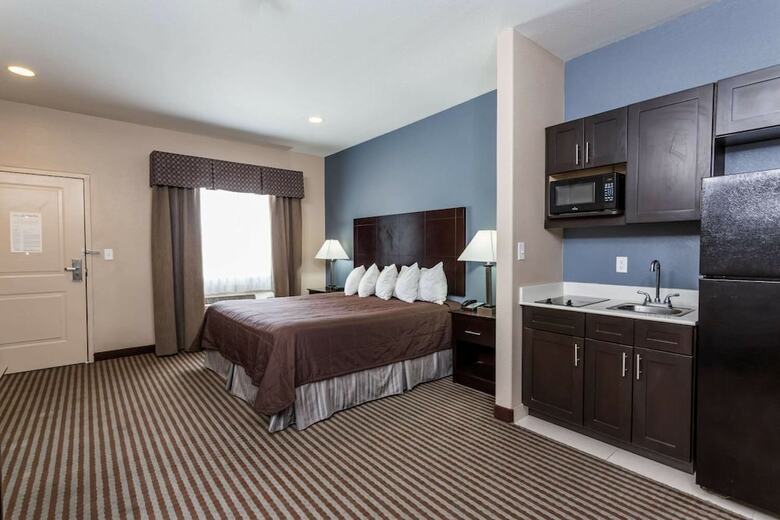 Motel Atria Inn And Suites