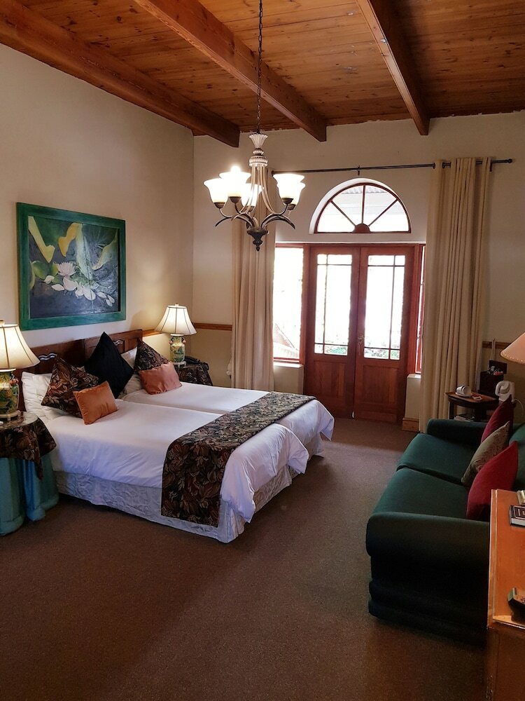 Montagu Country Hotel