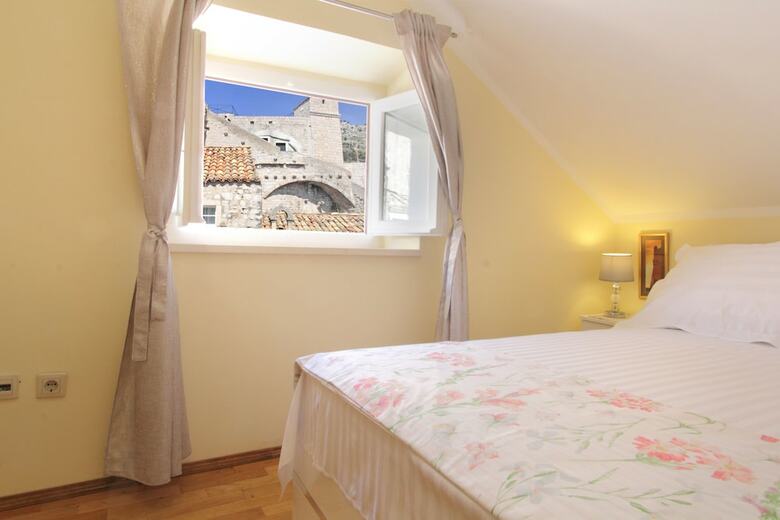 Apartments Kovac Old Town
