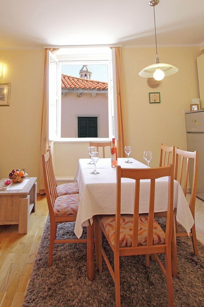 Apartments Kovac Old Town