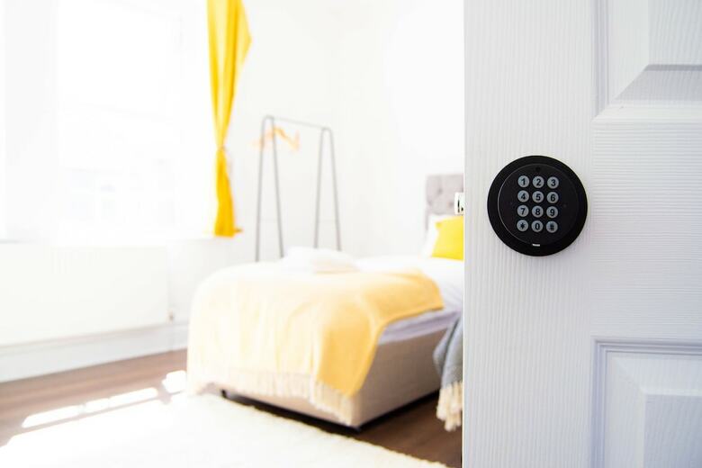 Hotel Phnix Central Luxury Accommodation