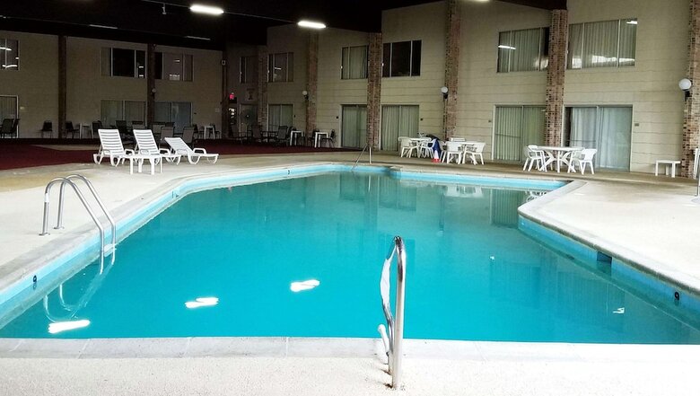 Morris Grand Hotel And Conference Center