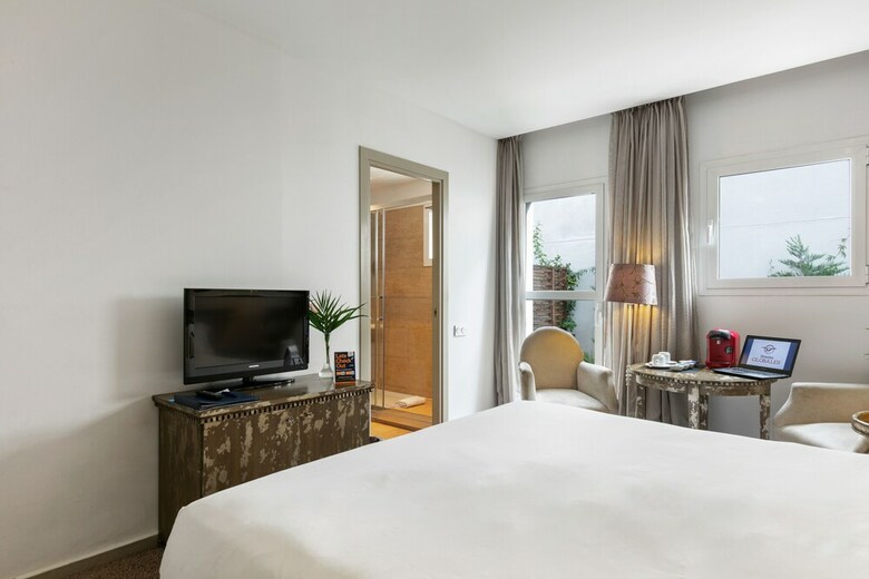 Hotel Globales Acis Y Galatea