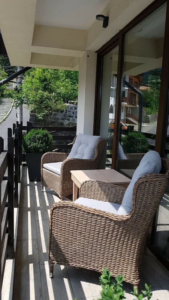 Hotel Varful Cu Dor
