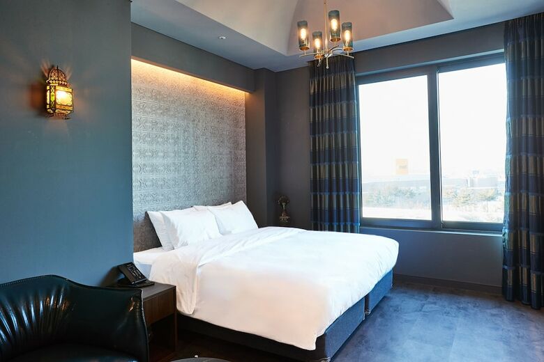 Partyz Hotel