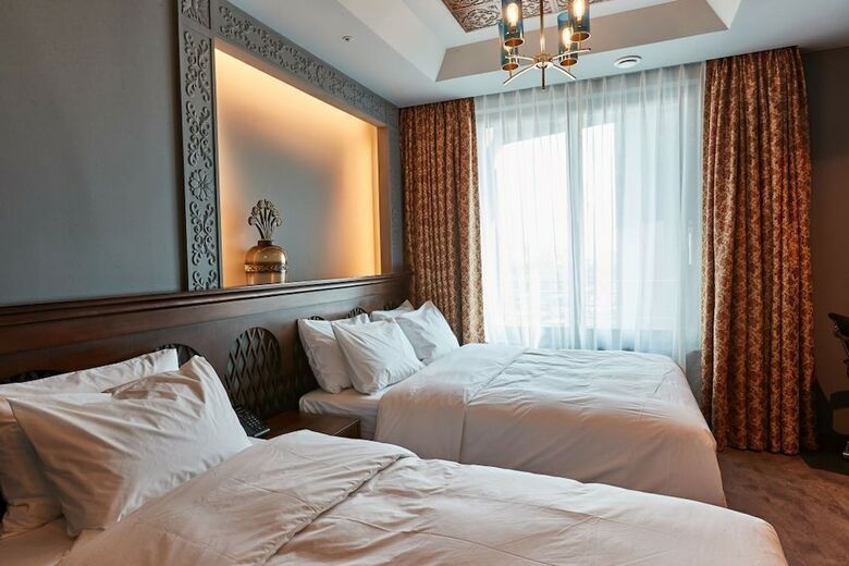 Partyz Hotel