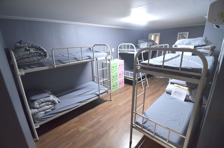 Hostal Kimchee Hongdae Guesthouse - Hostel