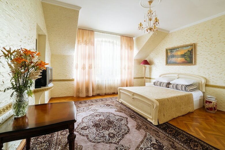 Ezio Palace Hotel