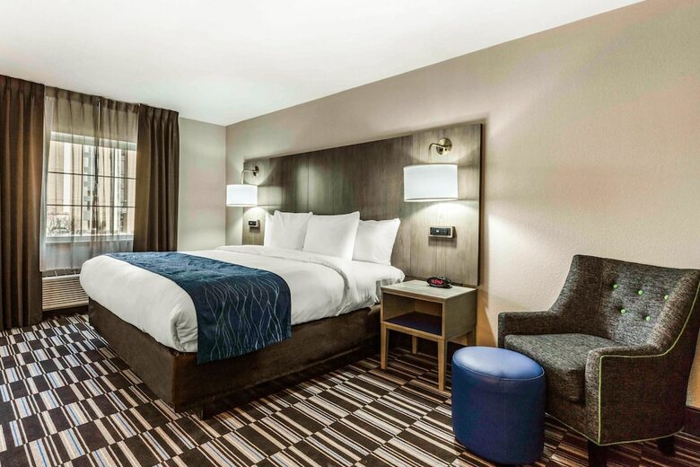 Hotel Comfort Inn Airport