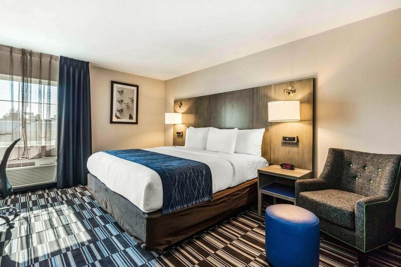 Hotel Comfort Inn Airport