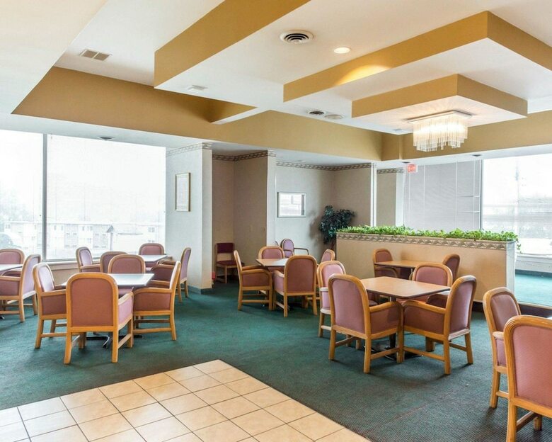 Hotel Econo Lodge New Stanton I-70