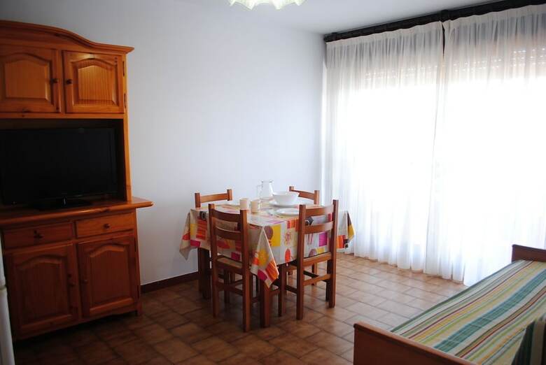 Apartamentos Turisticos Suaces