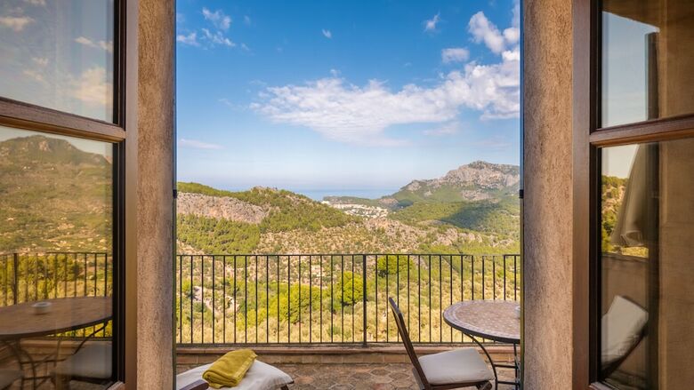 Agroturismo Ca's Xorc - Luxury Retreat & Restaurant