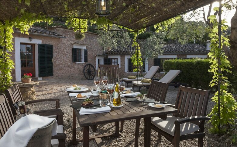 Agroturismo Ca's Xorc - Luxury Retreat & Restaurant