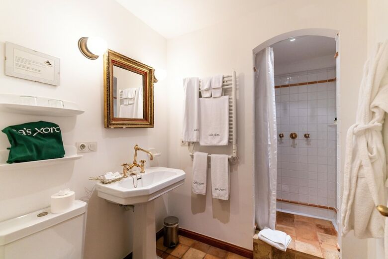 Agroturismo Ca's Xorc - Luxury Retreat & Restaurant