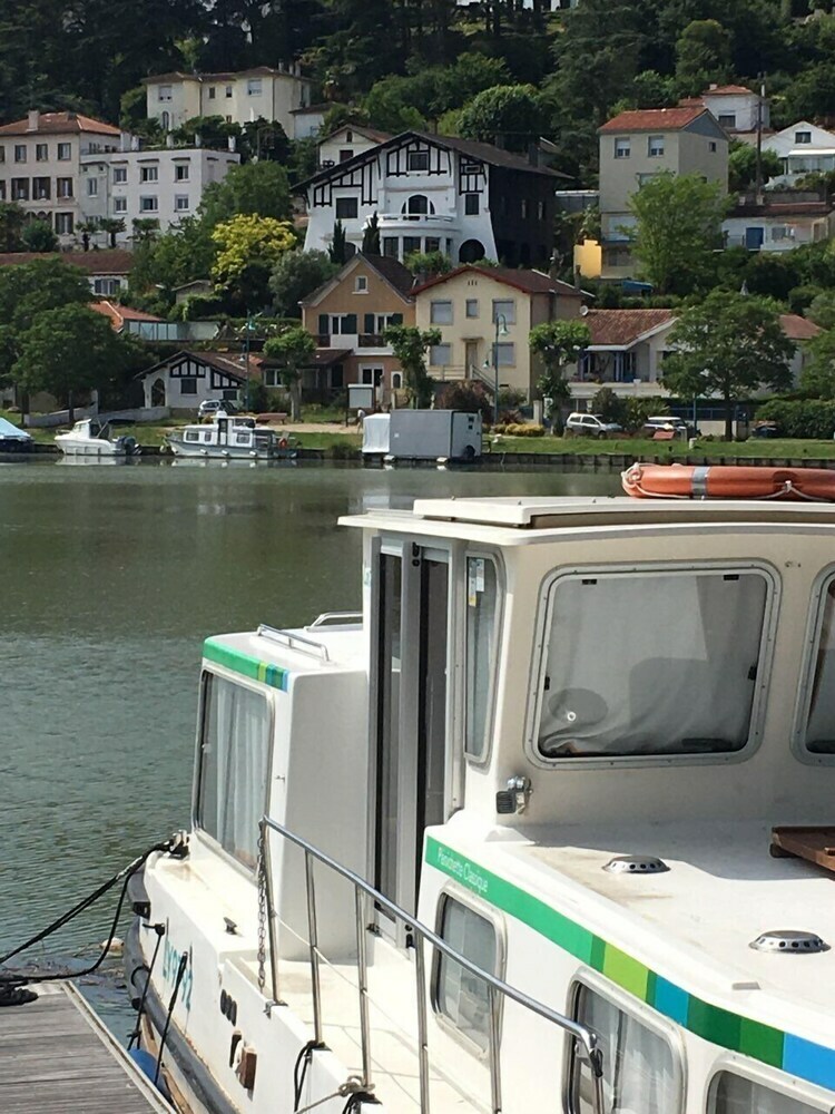 Bed & Breakfast Quand La Ville Dort