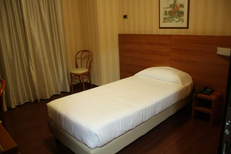 Hotel 2c