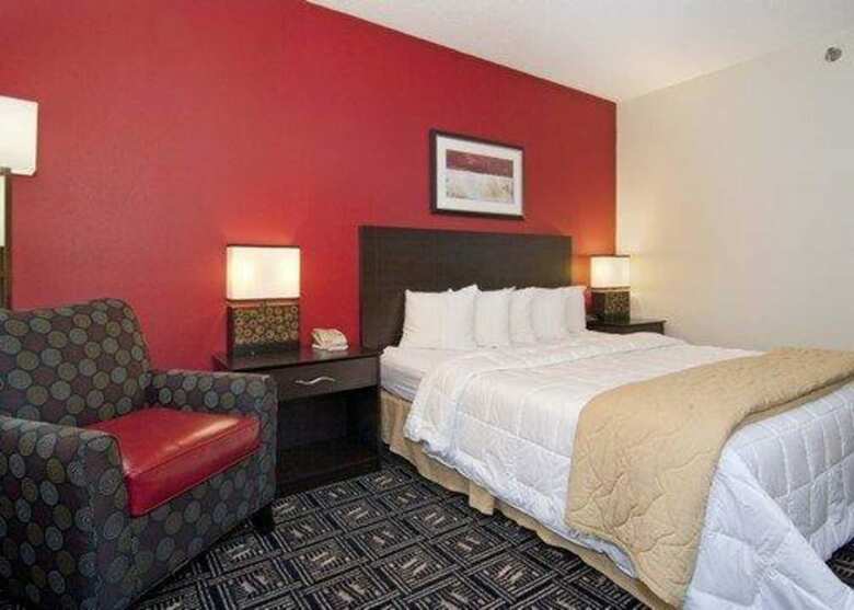 Hotel Quality Inn & Suites