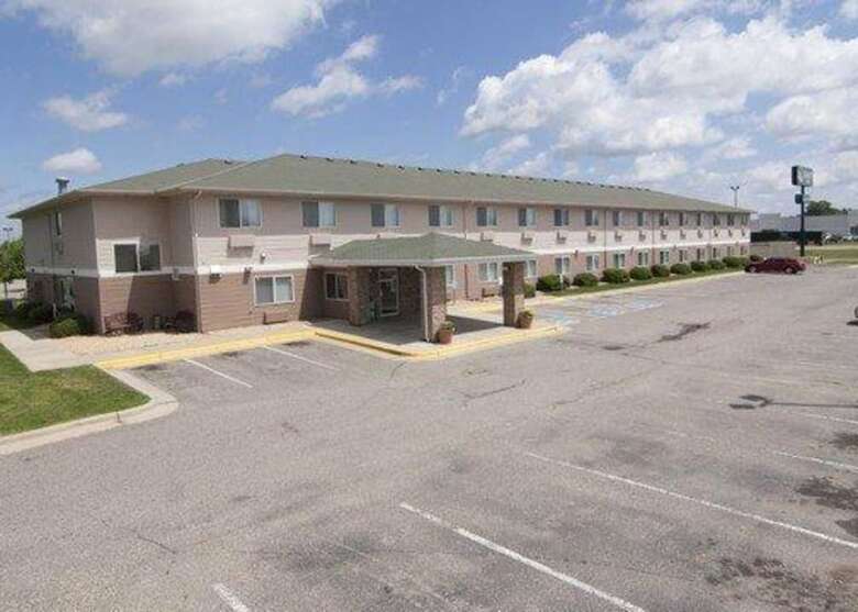 Hotel Quality Inn & Suites