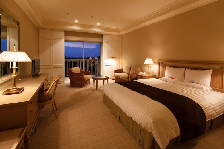 Okura Akademia Park Hotel