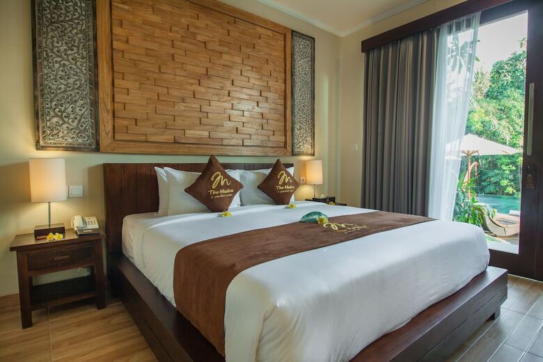 Hotel The Mudru Resort