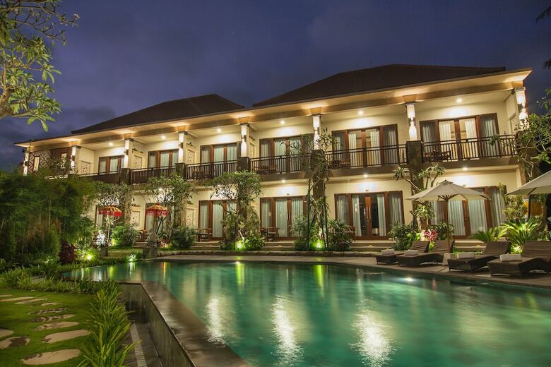 Hotel The Mudru Resort