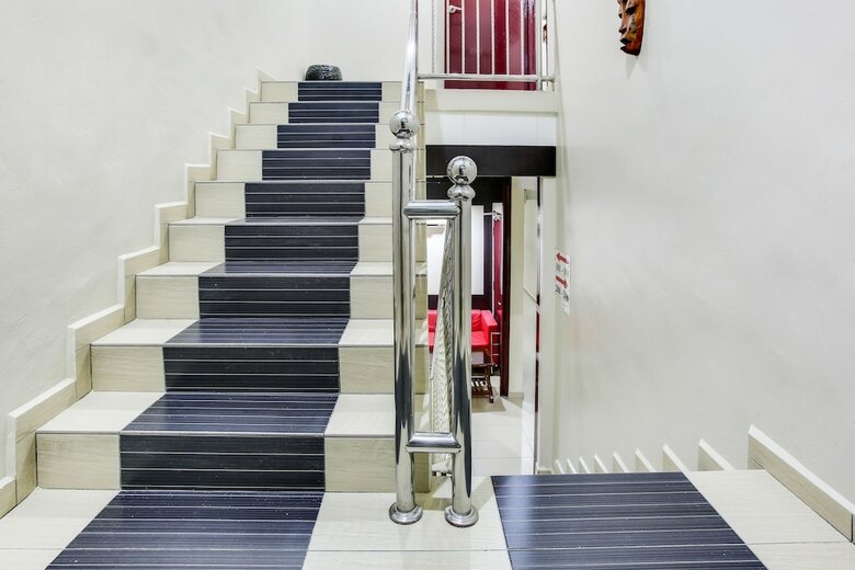 Oyo 89593 Ct Hotel
