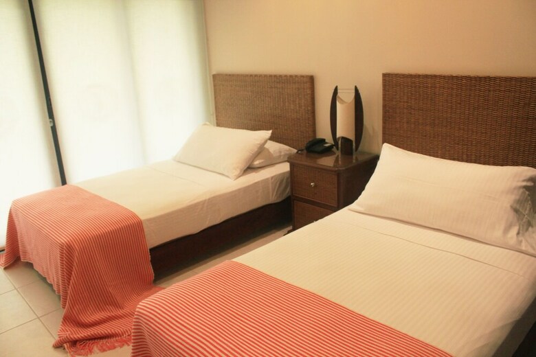 Aparthotel Santorini Villas Del Mar
