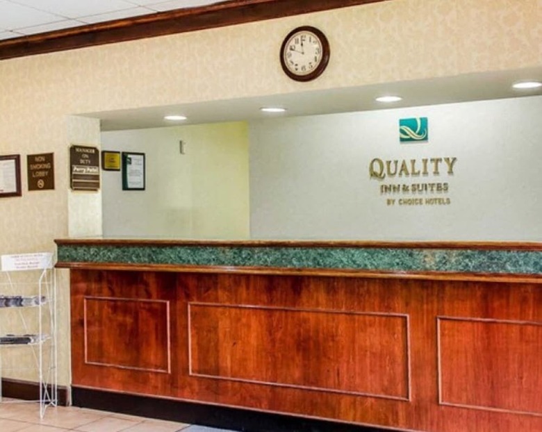 Hotel Quality Inn & Suites