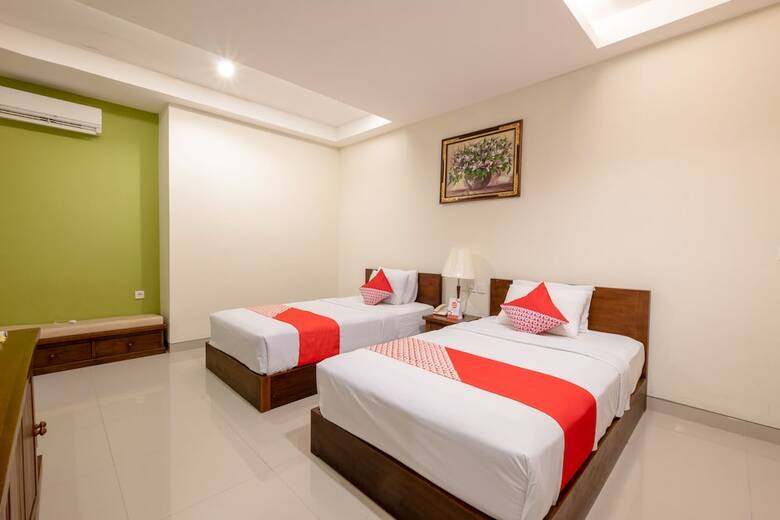 Oyo 1508 Mascot Beach Hotel
