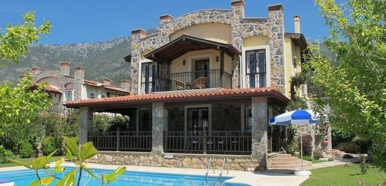 Villa Xt37 By Joylettings