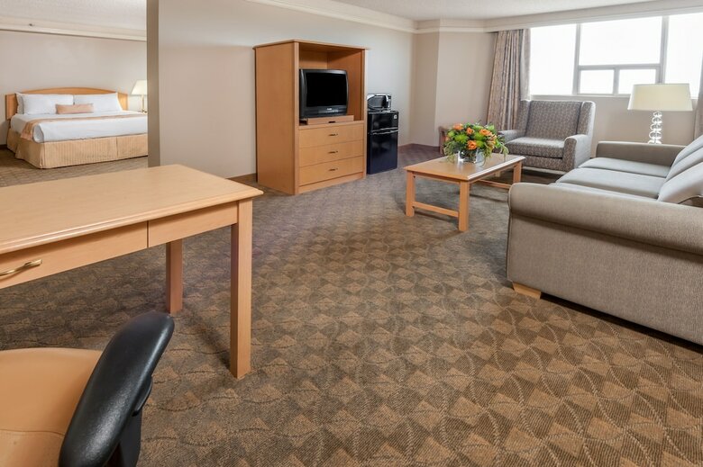 Hotel Edmonton Inn And Conference Centre