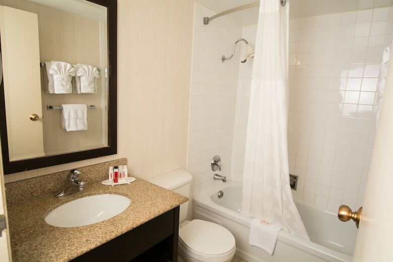 Hotel Edmonton Inn And Conference Centre