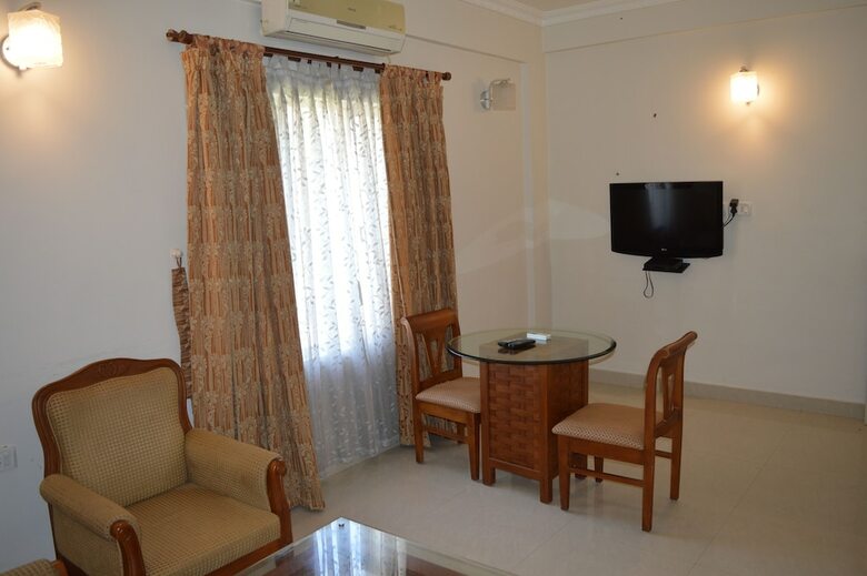 Hotel Masi Residency